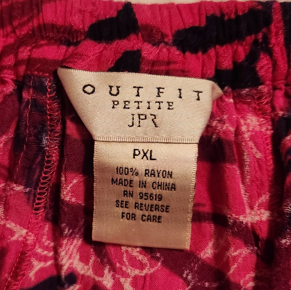 Outfit JPR⛄️ Petite Tropical Pink and Black Women's Skirt - Picture 7 of 7